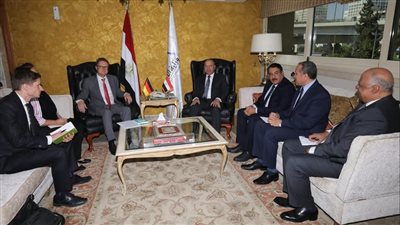 وزير النقل يستقبل السفير الألماني بالقاهرة لبحث الموقف التنفيذي لعدد من المشروعات المشتركة