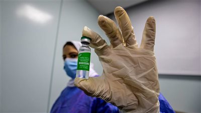 القومي للبحوث يكشف مفاجأة عن تأخر إنتاج اللقاح المصري ضد فيروس كورونا