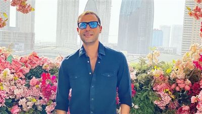 محمد إمام يحتفل بقدوم سنة 2023