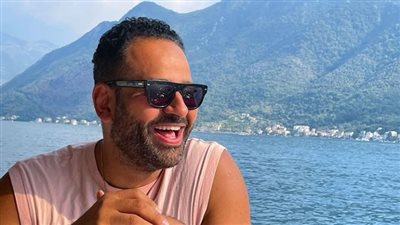 بإطلالة مختلفة.. عمر السعيد في أحدث ظهور له