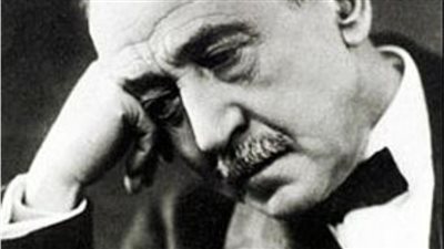 في ذكرى ميلاده.. محطات في حياة أمير الشعراء أحمد شوقي