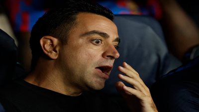 سفاح فرنسا.. تشيلسي يخطف صفقة برشلونة وسط غضب تشافي