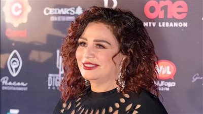 إلهام شاهين… تتألق على ريد كاربت مهرجان موريكس دور