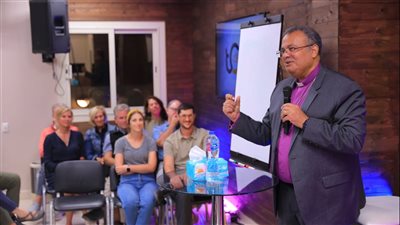 رئيس الإنجيلية يستقبل وفدًا أمريكيًّا يضم 90 إنجيليًّا بمقر خدمة tC بالقاهرة