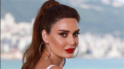 بالأحمر.. سيرين عبد النور تخطف الأنظار في أحدث ظهور لها