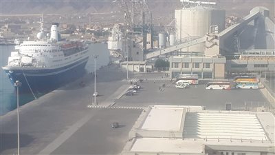 تداول 17 ألف طن بضائع و1046 شاحنة بموانئ البحر الأحمر 