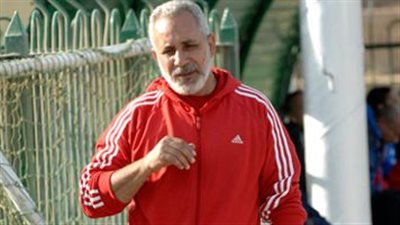بشكل مهين.. نجم الأهلي الأسبق يكشف تفاصيل خروجه من نادي كفر الشيخ (فيديو)