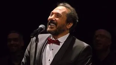 بهذه الطريقة.. علي الحجار ومصطفي قمر يحتفلان بأغنيتهما الجديدة معًا 