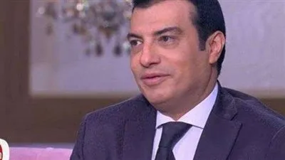 إيهاب توفيق في حفلاته الغنائية الثانية 