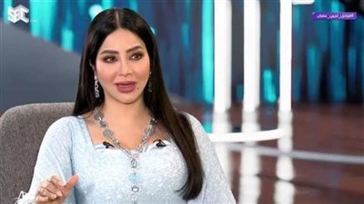 لجين عمران عن أزمة شيرين عبد الوهاب.. المشهور أما بيغلط بتكتر السكاكين