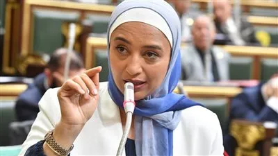 نائبة عن وضع التعليم: 