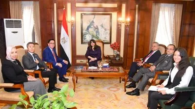 وزيرة الهجرة تستقبل سفير جمهورية كازاخستان لبحث التعاون المشترك