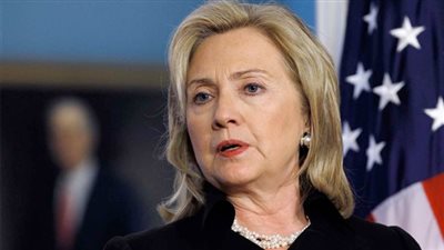 شاهد| ناشطات يقاطعن محاضرة لـ هيلاري كلينتون تنديدا بالعنف ضد المرأة في فلسطين