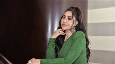 بالأخضر.. بوسي تبهر جمهورها بأحدث ظهور لها 