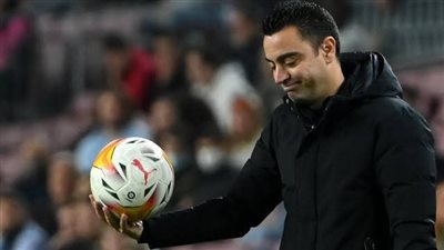 صفقات مرتقبة في برشلونة.. تشافي يحدد 3 لاعبين