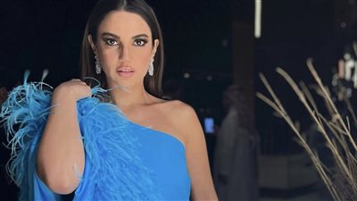 بإطلالة أنيقة.. درة تبهر جمهورها بأحدث ظهور لها 