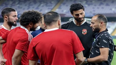 عاجل.. وليد سليمان يزور بعثة الأهلي قبل مواجهة الزمالك في السوبر المصري