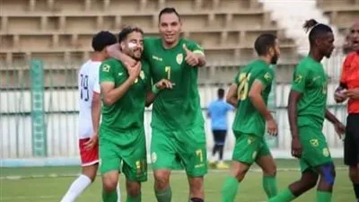 ايسترن كومباني يعطل قطار السكة الحديد في دوري القسم الثاني 