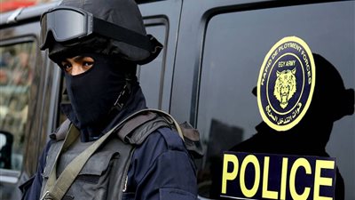 ضبط مصنعين دون ترخيص يحتويان على مواد خام مجهولة المصدر بالدقهلية