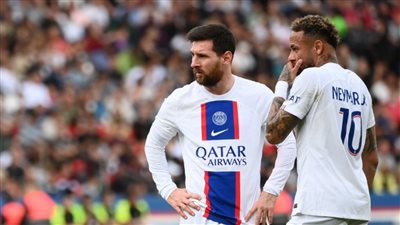 لماذا فشل باريس سان جيرمان في تصدر مجموعته في بطولة دوري أبطال أوروبا ؟