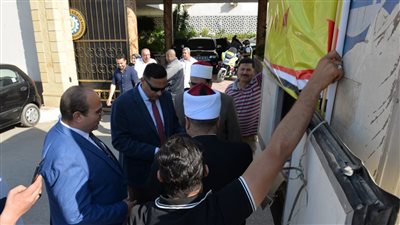 محافظ الدقهلية يشهد تسليم الدفعة الثامنة من لحوم صكوك الأضاحي