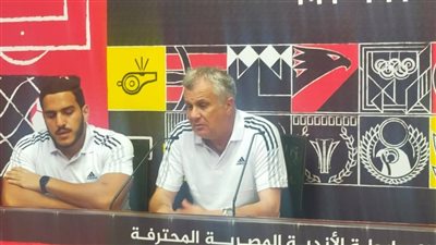 مدرب الاتحاد يكشف حقيقة رحيله إلى الزمالك لخلافة فيريرا