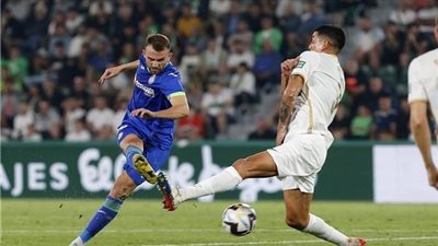 خيتافي يخطف انتصارا مثيرا من إلتشي في الدوري الإسباني