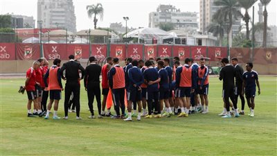 ربيعة والشحات يفضلان التجديد للأهلي عن العروض الأخرى