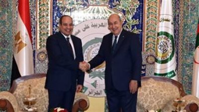 وزير الخارجية الأسبق يكشف تفاصيل مشاركة الرئيس السيسي في القمة العربية بالجزائر