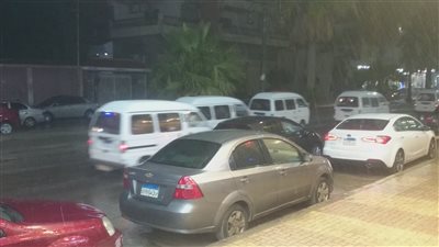 سقوط أمطار رعدية على العجمي بالإسكندرية.. ورئيس الحي يعلن الطوارئ (صور)