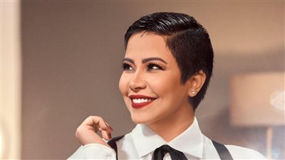 الفنانة شرين عبد الوهاب توقع على قرار علاجها برغبتها 