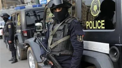 ضبط شخص بسوهاج لقيامه بالتقدم لإحدى الجهات بطلب التصديق على عقد عمل مزور