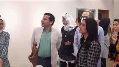 تطبيقية بنها تفتتح معرضها الأول لقسم النحت بعنوان 