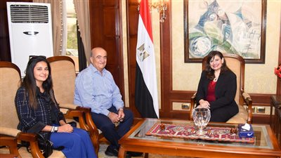 وزيرة الهجرة تُشيد بأفكار المصريين بالخارج للترويج لمصر كمقصد إقامة شتوية لكبار السن 
