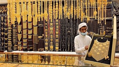 أسعار الذهب تصعد 2% بعد قرار رفع الفائدة