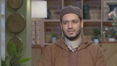داعية يوضح حكم إعطاء مفتاح شقة الزوجية لـ الحماة (فيديو)