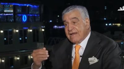 زاهي حواس عن فيلم كليوباترا بالبشرة السوداء: 