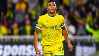 لمؤازرة فريقه.. مصطفى محمد يتواجد بنادي الزمالك