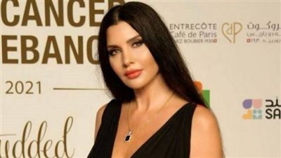 لاميتا فرنجية تخطف الأنظار بفستان أبيض لافت