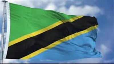 سفير السعودية في تنزانيا يجتمع بالمفوض العام لمحافظة اروشا