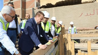  محافظ المنوفية يتابع مستجدات تنفيذ برنامج خدمات الصرف الصحي المستدامة (الميجا) بتلا