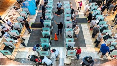 فتح مراكز التصويت بانتخابات التجديد النصفي للكونجرس