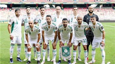 تشكيل منتخب الجزائر الرسمي في مباراة السويد الودية