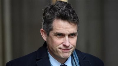 لهذا السبب.. استقالة وزير الدولة في الحكومة البريطانية