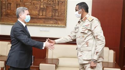 تفاصيل اجتماع الفريق دقلو بالمبعوث الفرنسي للقرن الأفريقي 