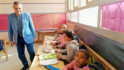 تفعيل مبادرات تشجير المدارس والمحافظة على المساحات الخضراء بمدارس القليوبية