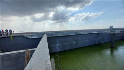 محافظ بورسعيد يتفقد محطة الصرف الصحى الجديدة بالإسكان الاجتماعى فى بورفؤاد