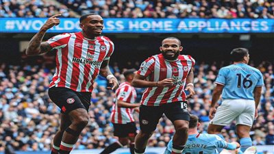 مانشستر سيتي يسقط أمام برينتفورد بثنائية مثيرة في الدوري الانجليزي