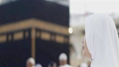 حكم التطيّب والحناء وحل ضفائر الشعر للمحرمة