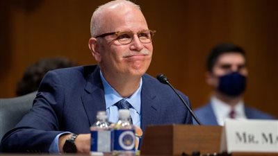 بايدن يقبل استقالة كبير مسؤولي الحدود الأمريكيين